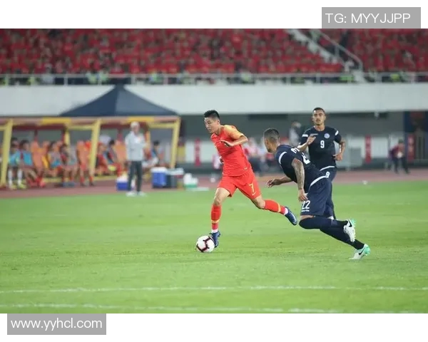 武磊精彩远射破门助力球队获胜展现出色个人能力与团队默契 武磊精彩远射破门助力球队获胜展现出色个人能力与团队默契