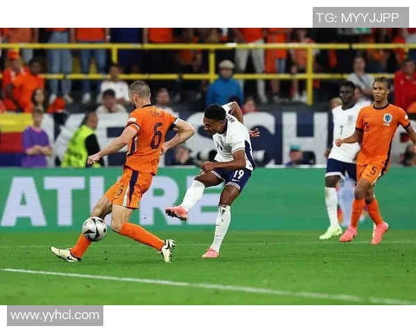 荷兰队艰难淘汰克罗地亚,晋级欧洲杯半决赛 荷兰队艰难淘汰克罗地亚,晋级欧洲杯半决赛